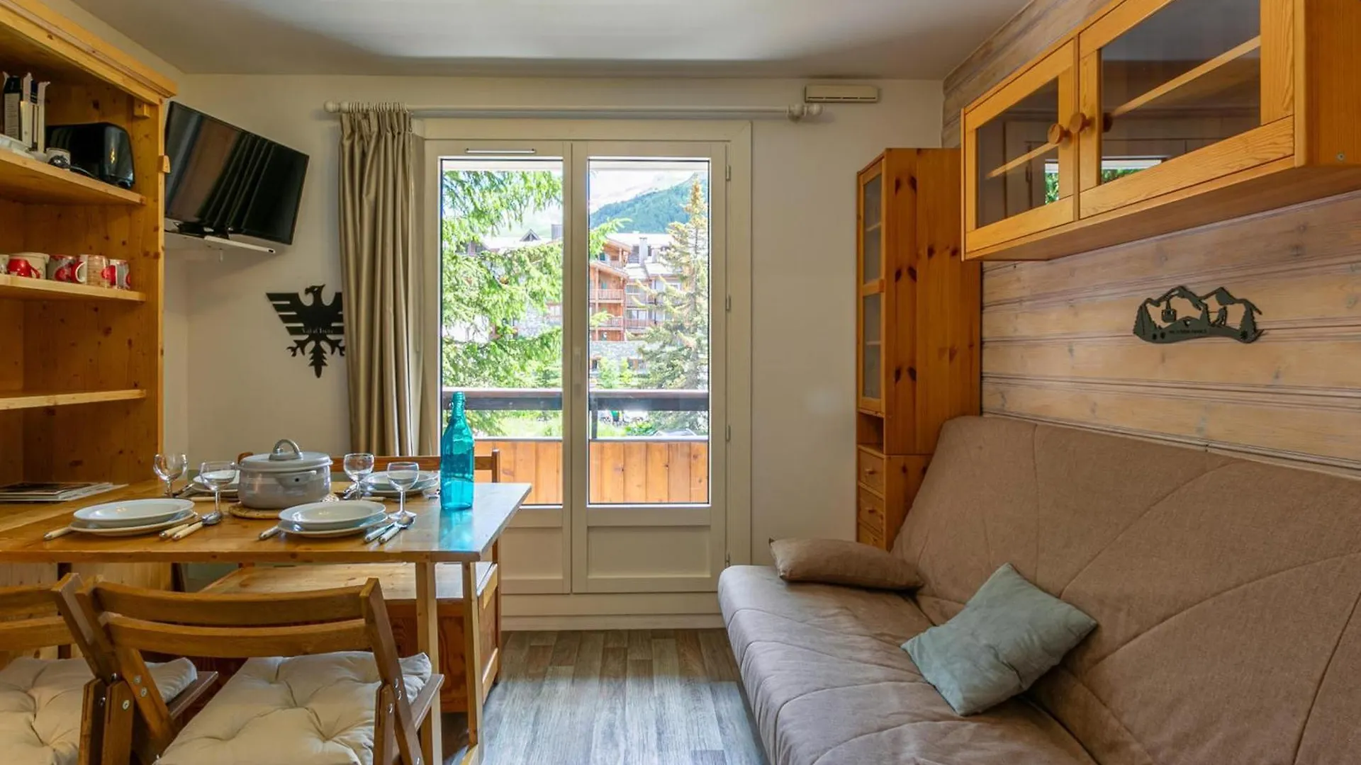 Apartment Studio Renove Avec Balcon, Parking Et Proche Pistes A Val-D'Isere - Fr-1-694-287 France