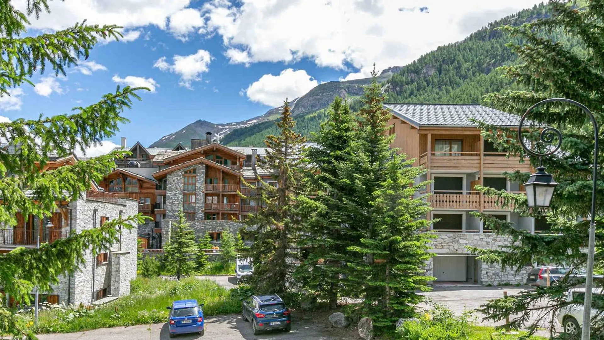 Studio Renove Avec Balcon, Parking Et Proche Pistes A Val-D'Isere - Fr-1-694-287