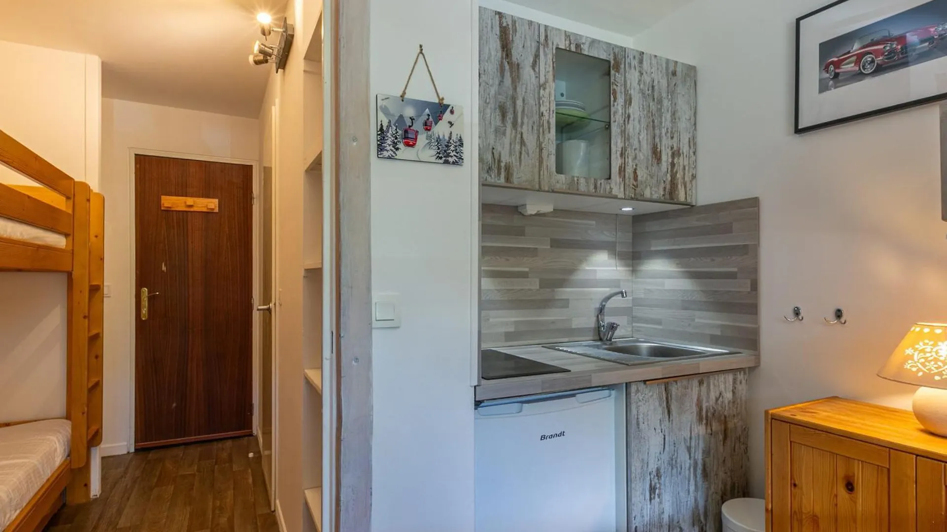 Studio Renove Avec Balcon, Parking Et Proche Pistes A Val-D'Isere - Fr-1-694-287 Apartment